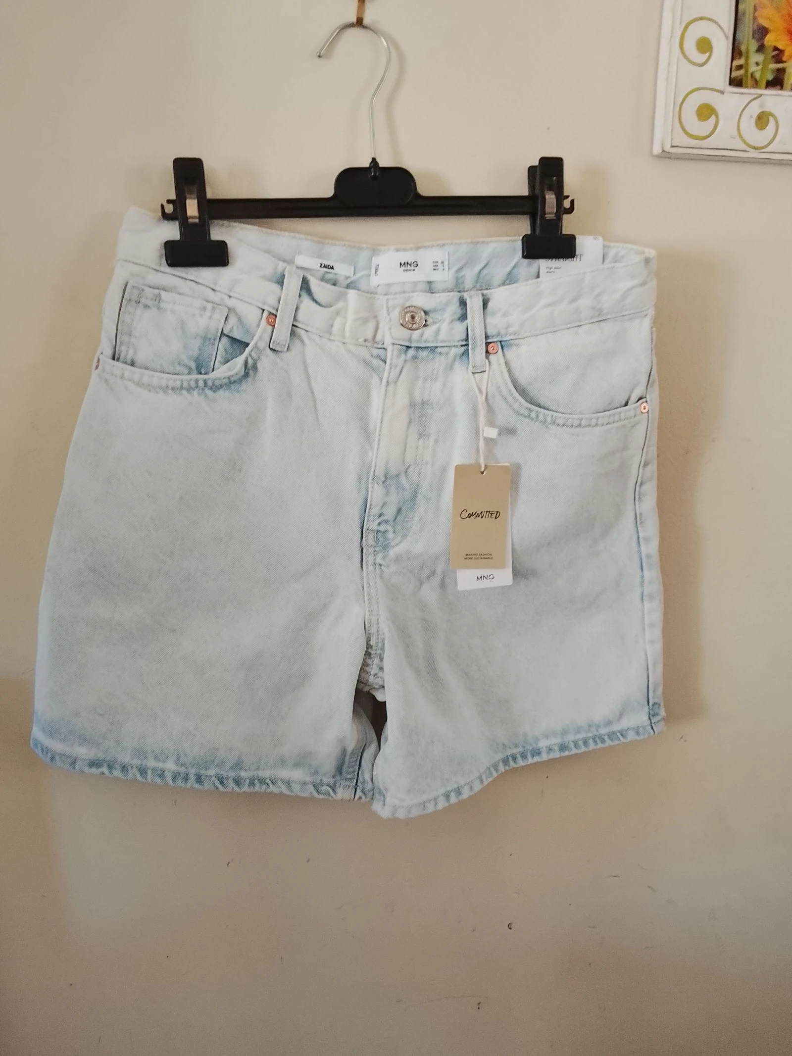 👒 Neuf avec étiquette Mango Taille 38 Short straight taille haute bleu clair effet délavé prix neuf 39 e 👒